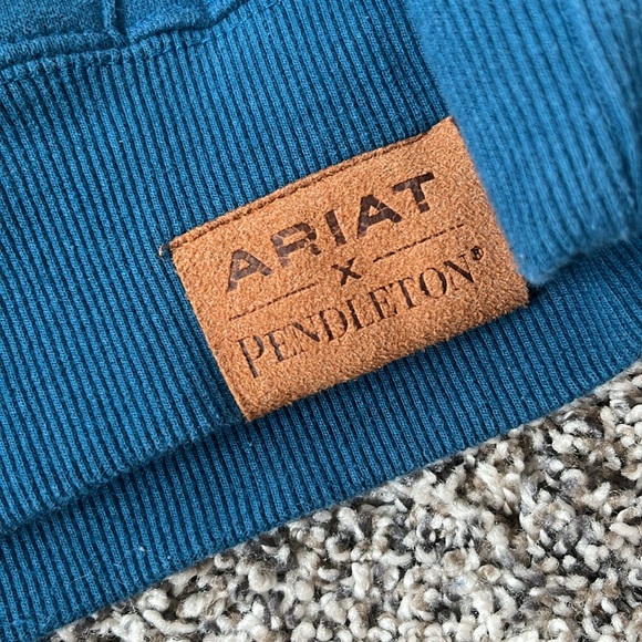 ARIAT X PENDLETON HOODIE - Picture 2 of 4
